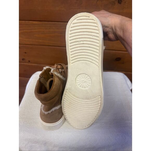 UGG Olli Heritage Women's Size 6 US Chestnut Suede  Sz 9.5 1112425 - Picture 4 of 8